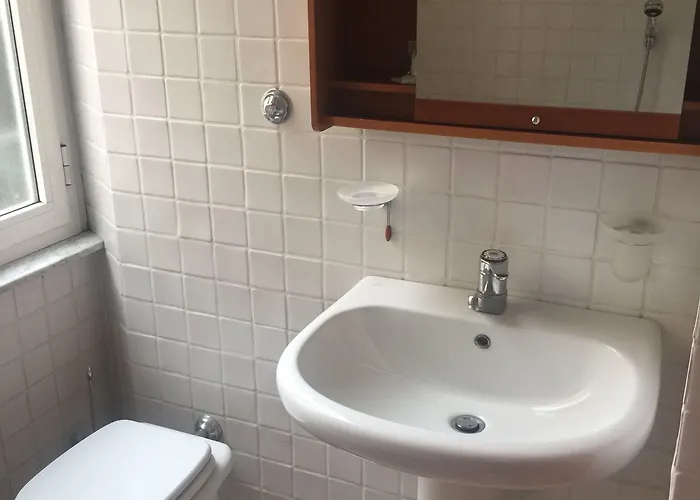 לינה וארוחת בוקר La Capitale