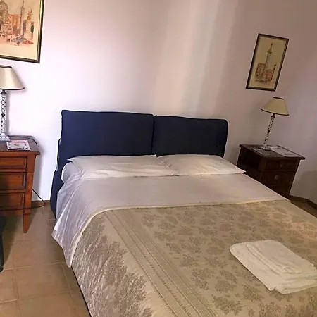 فندق مبيت وإفطار La Capitale روما