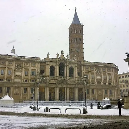فندق مبيت وإفطار La Capitale 4*